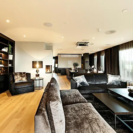 Saga Apartment