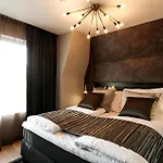 Saga Apartment *
