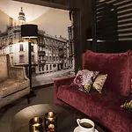 Saga Apartment *