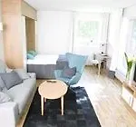 Saga Apartment *